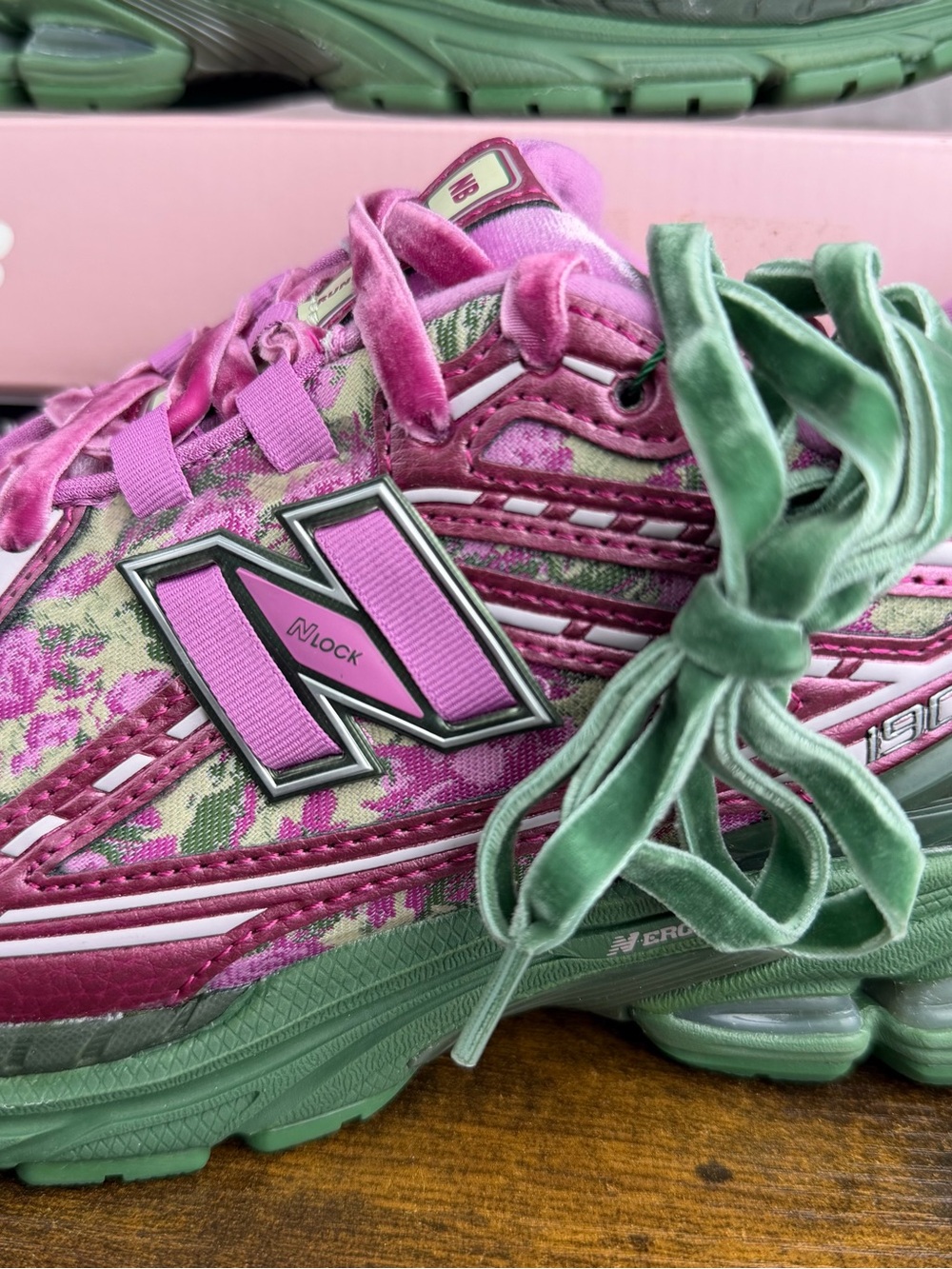 NEW New Balance 1906R Jack Harlow Rose Runner Special Box Size 9.5 M1906RJH Rare - Picture 3 of 11